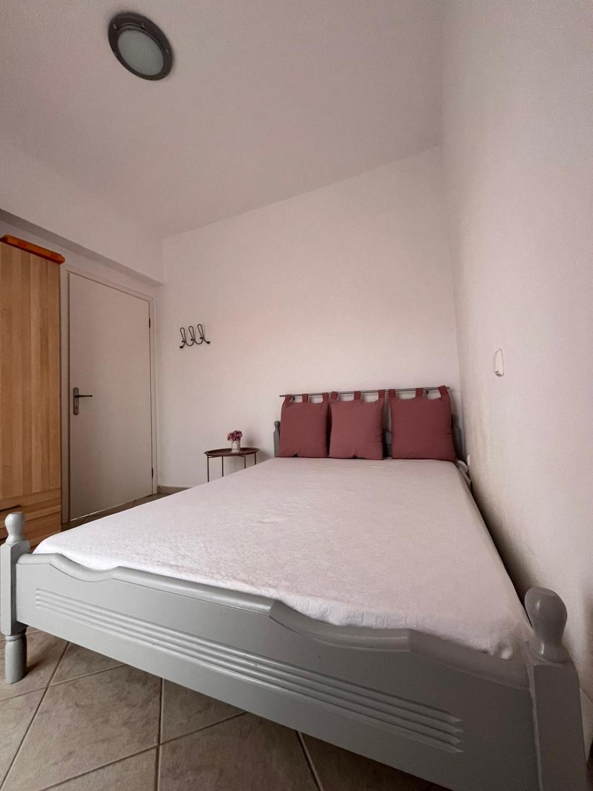 Ocean View Apartments Врасна Экстерьер фото